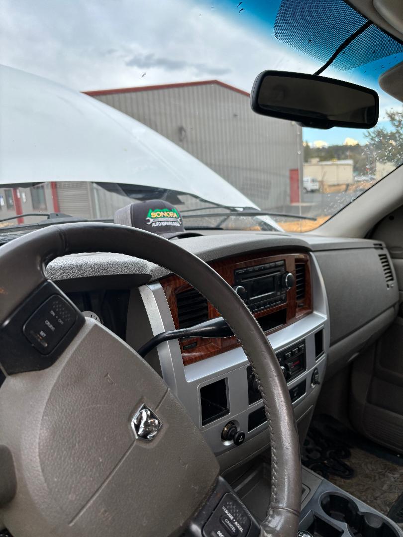 Used 2006 Dodge Ram 2500 Truck Laramie w/ Trailer Tow Group AWD/4WD image 10