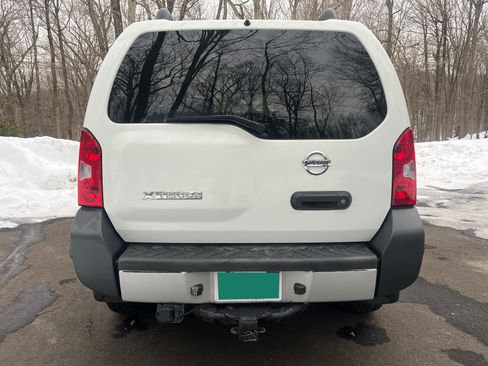 Used 2014 Nissan Xterra S w/ Value Package image 4