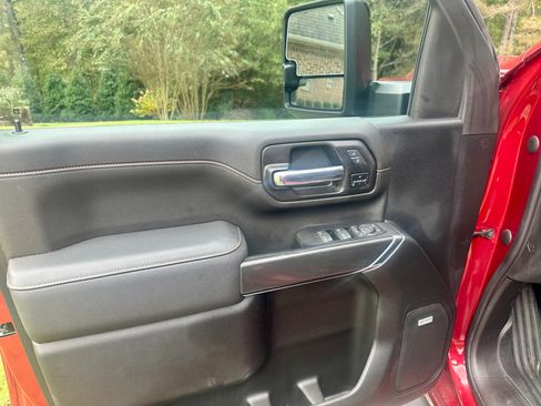 Used 2023 GMC Sierra 2500 AT4 w/ AT4 Preferred Package image 13