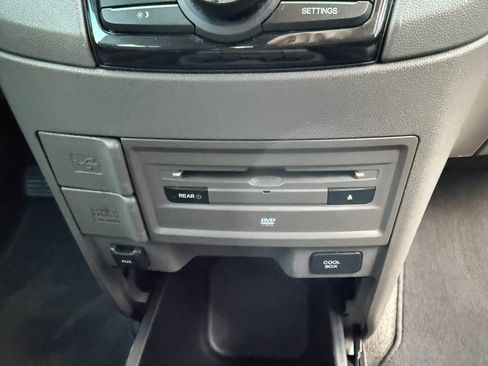 Used 2016 Honda Odyssey Touring image 21