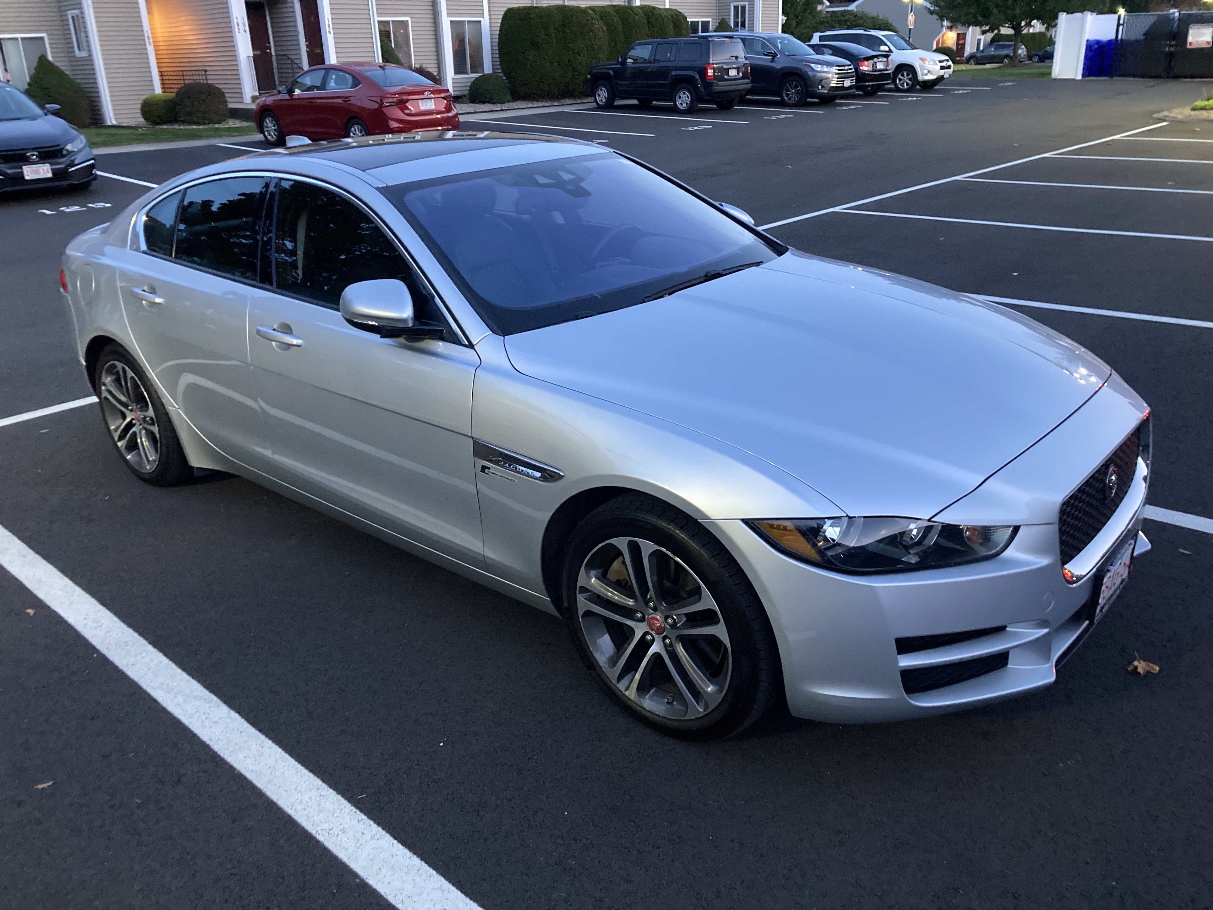 Used 2017 Jaguar XE Premium AWD/4WD image 1