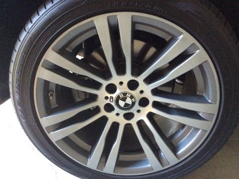 Used 2013 BMW X5 xDrive50i image 11