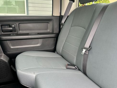 Used 2018 RAM 2500 Tradesman w/ Chrome Appearance Group AWD/4WD image 12