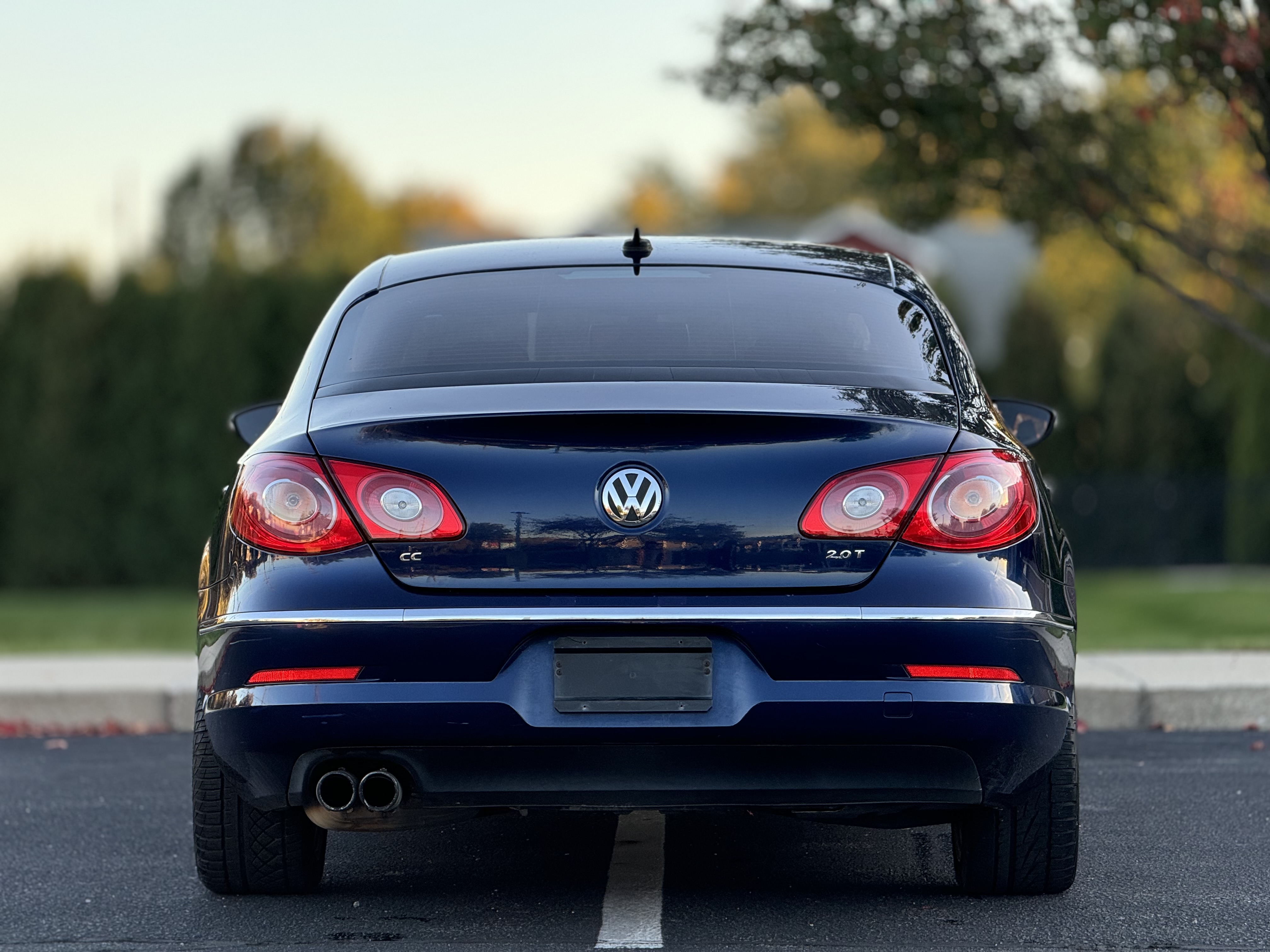 Used 2010 Volkswagen CC Sport FWD image 10