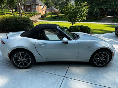 Used 2016 MAZDA MX-5 Miata Grand Touring image 10