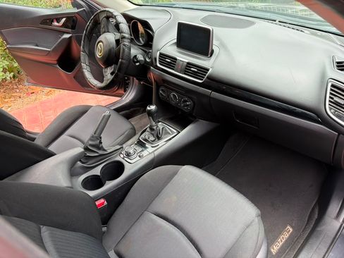 Used 2016 MAZDA MAZDA3 i Sport FWD image 9
