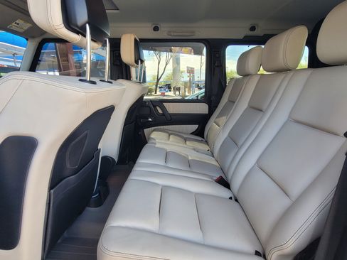 Used 2015 Mercedes-Benz G 550 image 17