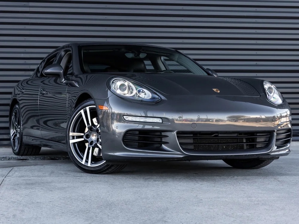 Used 2014 Porsche Panamera S RWD image 1