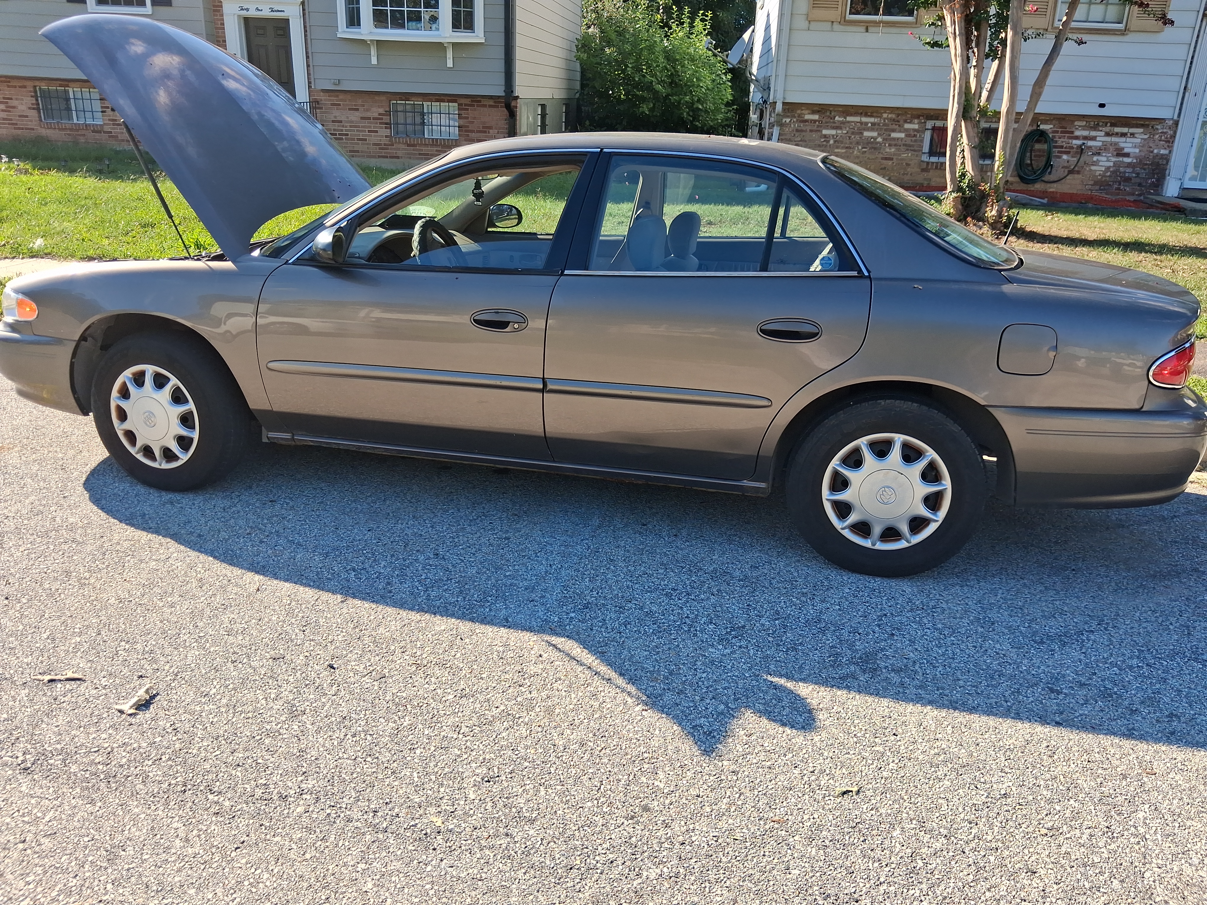 Used 2004 Buick Century Custom FWD image 6