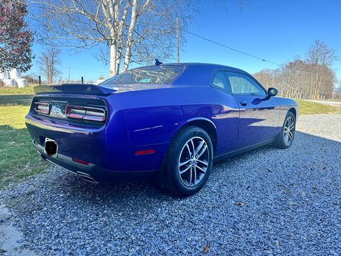Used 2019 Dodge Challenger GT w/ Plus Package image 4