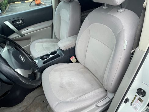 Used 2010 Nissan Rogue S w/ 360 Degree Value Pkg image 5