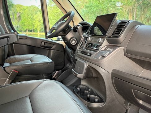 Used 2022 RAM ProMaster 1500 w/ Premium R/V Group FWD image 14