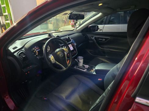 Used 2018 Nissan Altima 2.5 SR w/ SR Special Edition image 12