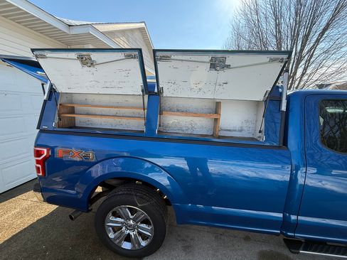 Used 2018 Ford F150 XLT w/ Equipment Group 302A Luxury image 9