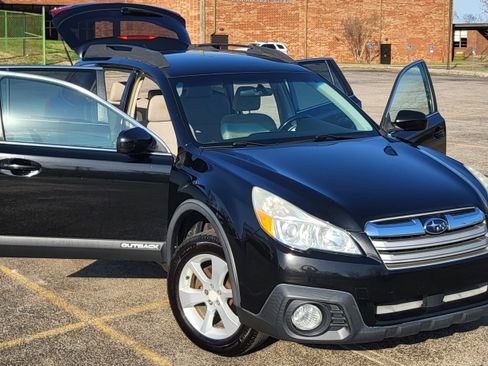 Used 2014 Subaru Outback 2.5i Premium image 8