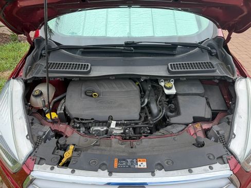 Used 2017 Ford Escape Titanium FWD image 19