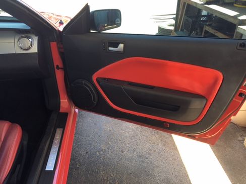 Used 2006 Ford Mustang GT image 12