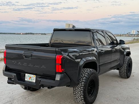 Used 2025 Toyota Tacoma SR5 RWD image 8