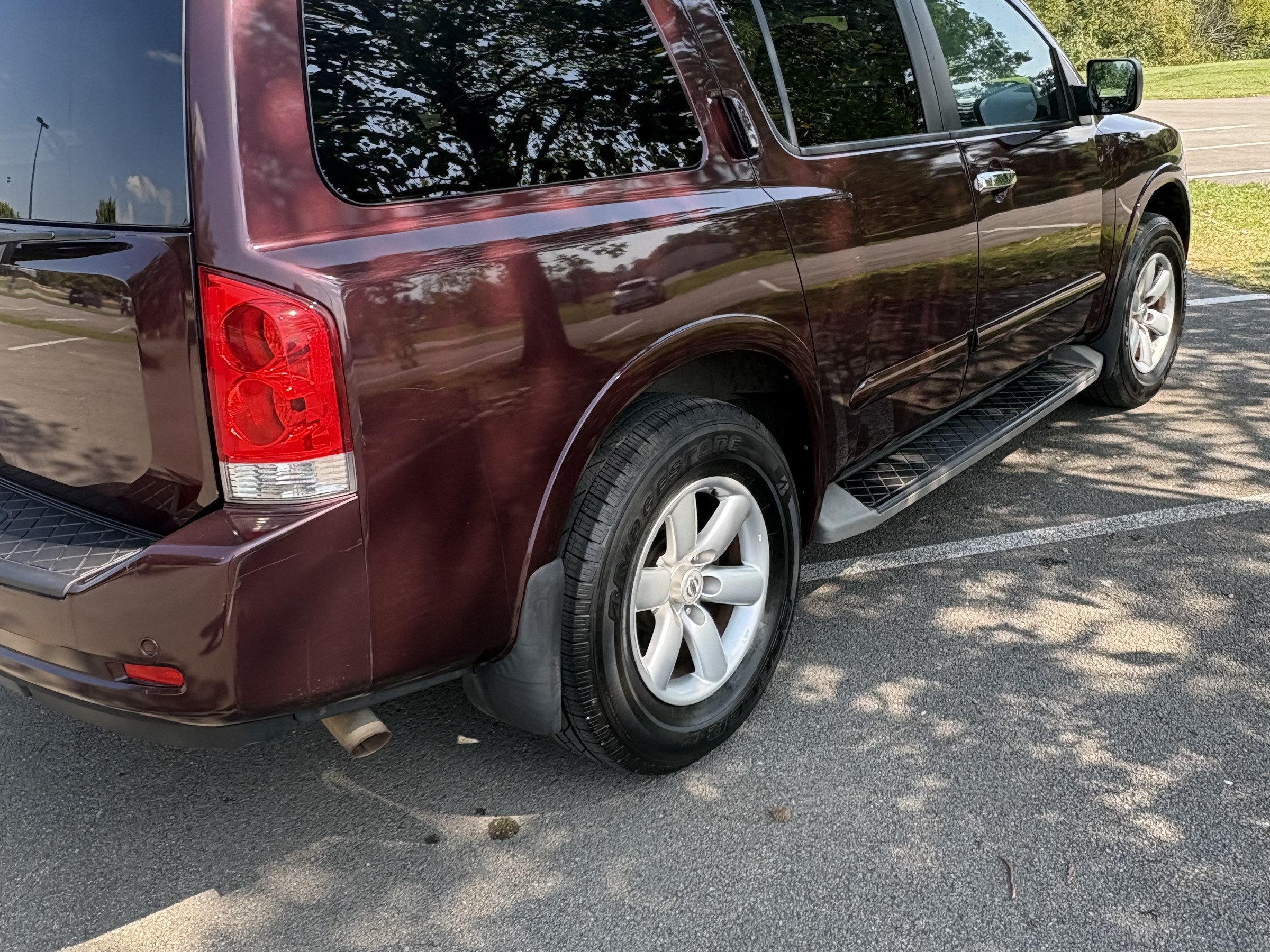 Used 2015 Nissan Armada SV AWD/4WD image 6