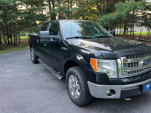 Used 2014 Ford F150 XLT w/ XTR Package image 2