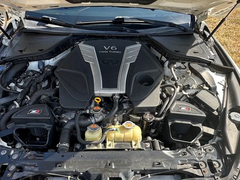 Used 2018 INFINITI Q50 Luxe image 11