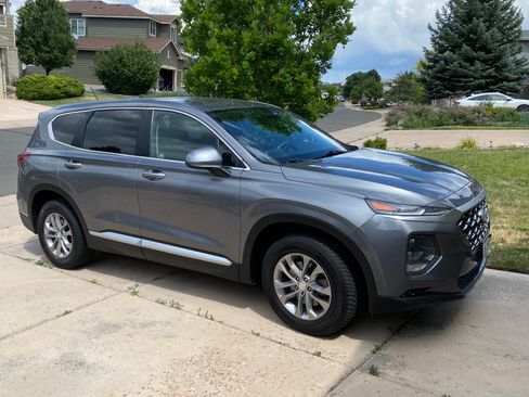 Used 2019 Hyundai Santa Fe SE AWD/4WD image 1