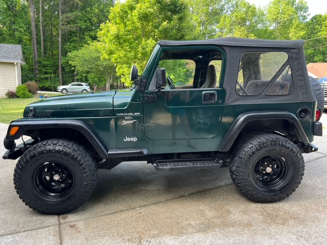 Used 2000 Jeep Wrangler Sport AWD/4WD image 1
