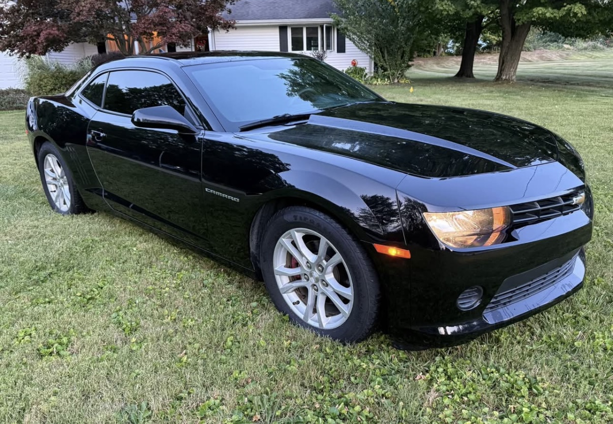 Used 2015 Chevrolet Camaro LS RWD image 12