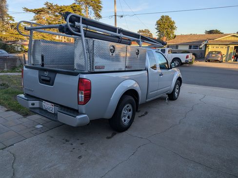 Used 2018 Nissan Frontier S image 6