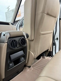 Used 2015 Land Rover LR4 HSE AWD/4WD image 11