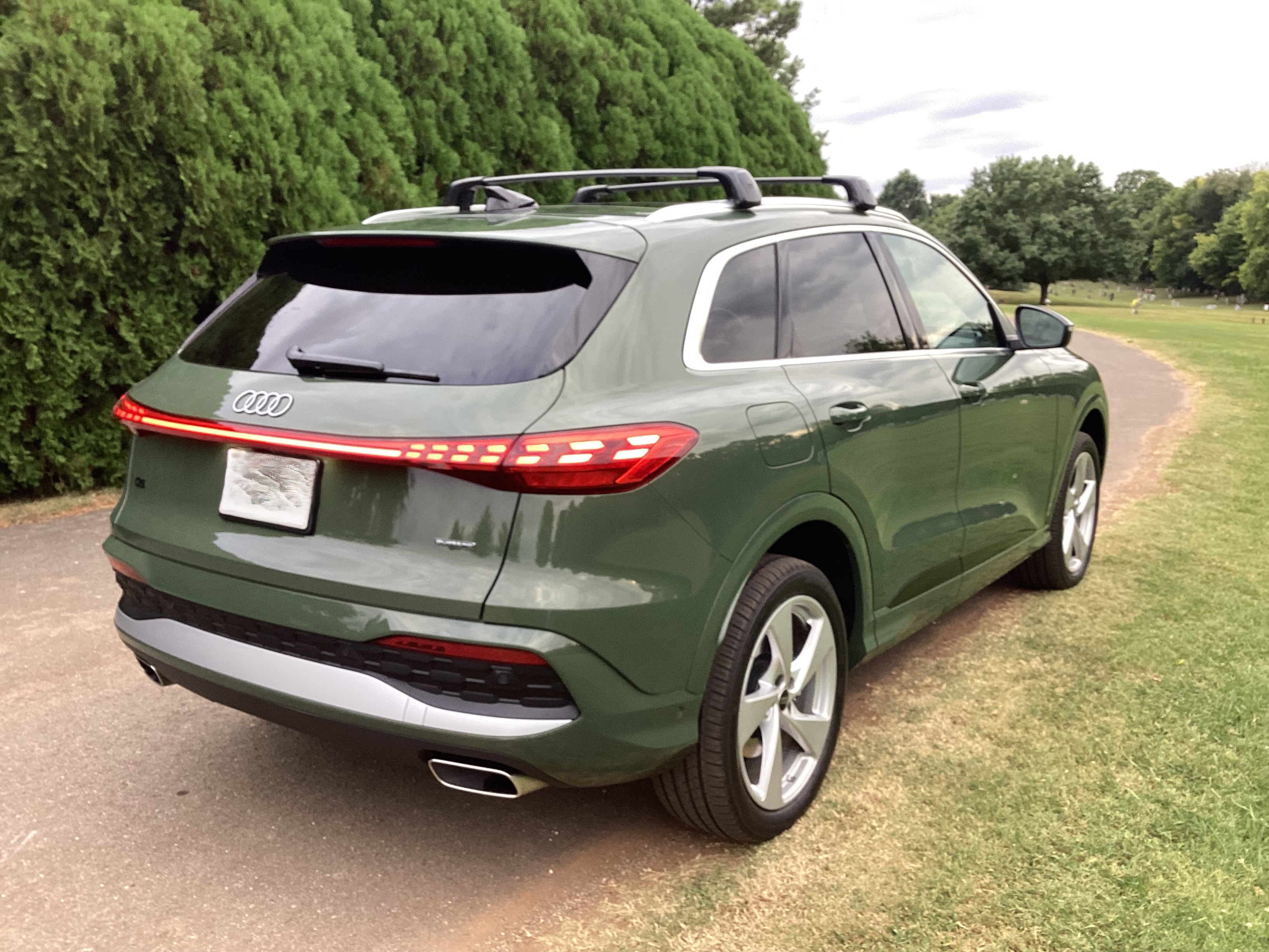 Used 2025 Audi Q5 Premium Plus AWD/4WD image 2