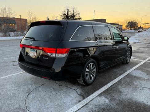 Used 2015 Honda Odyssey Touring image 6