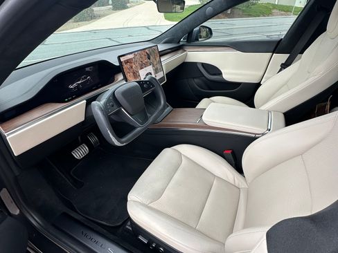 Used 2022 Tesla Model S Standard Range image 12