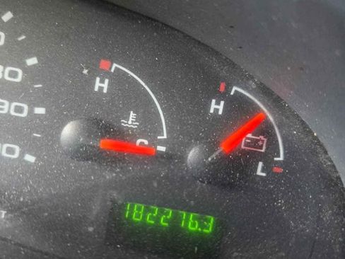 Used 2009 Chevrolet Silverado 1500 W/T RWD image 4