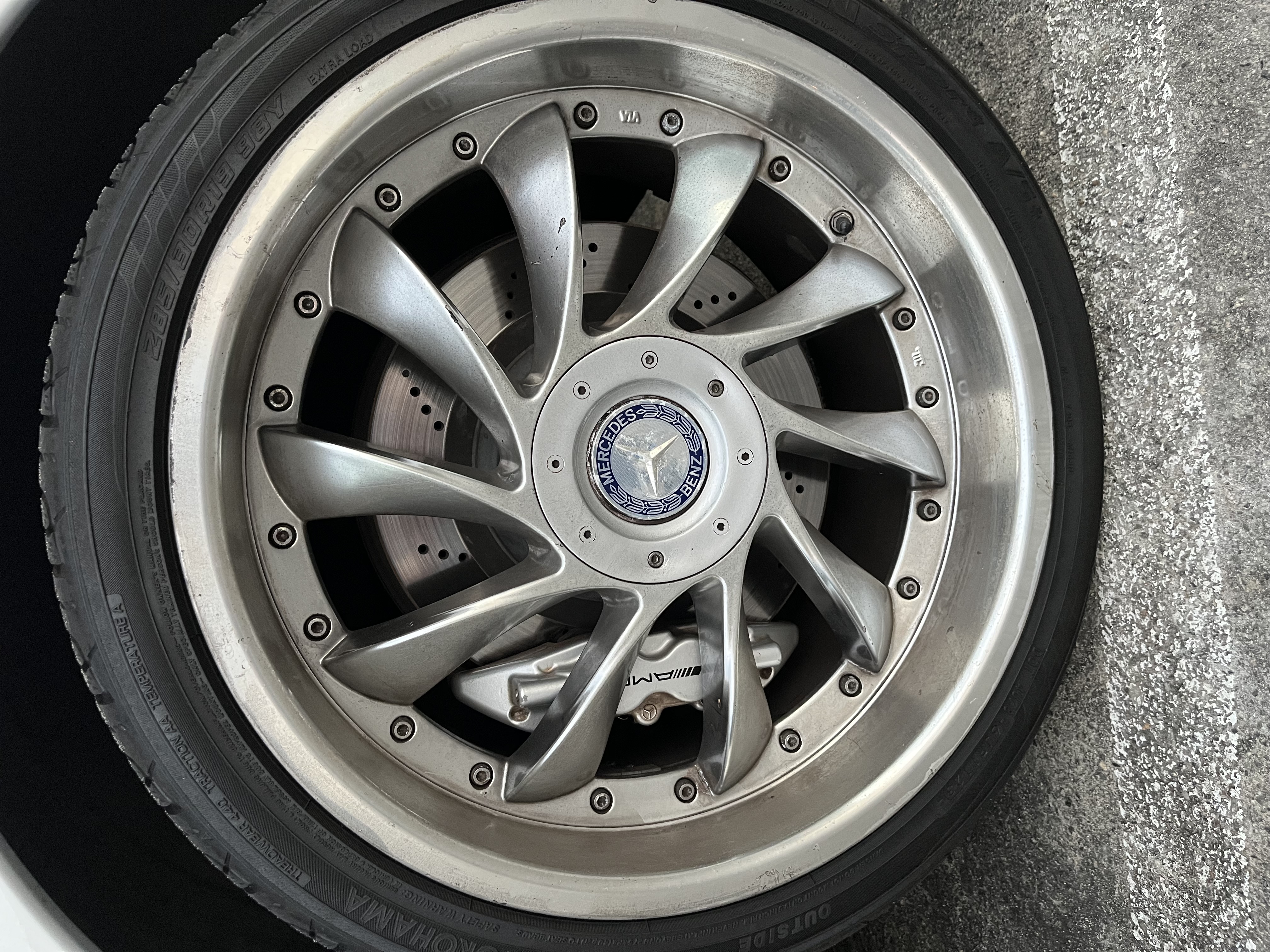 Used 2005 Mercedes-Benz SL 55 AMG image 14