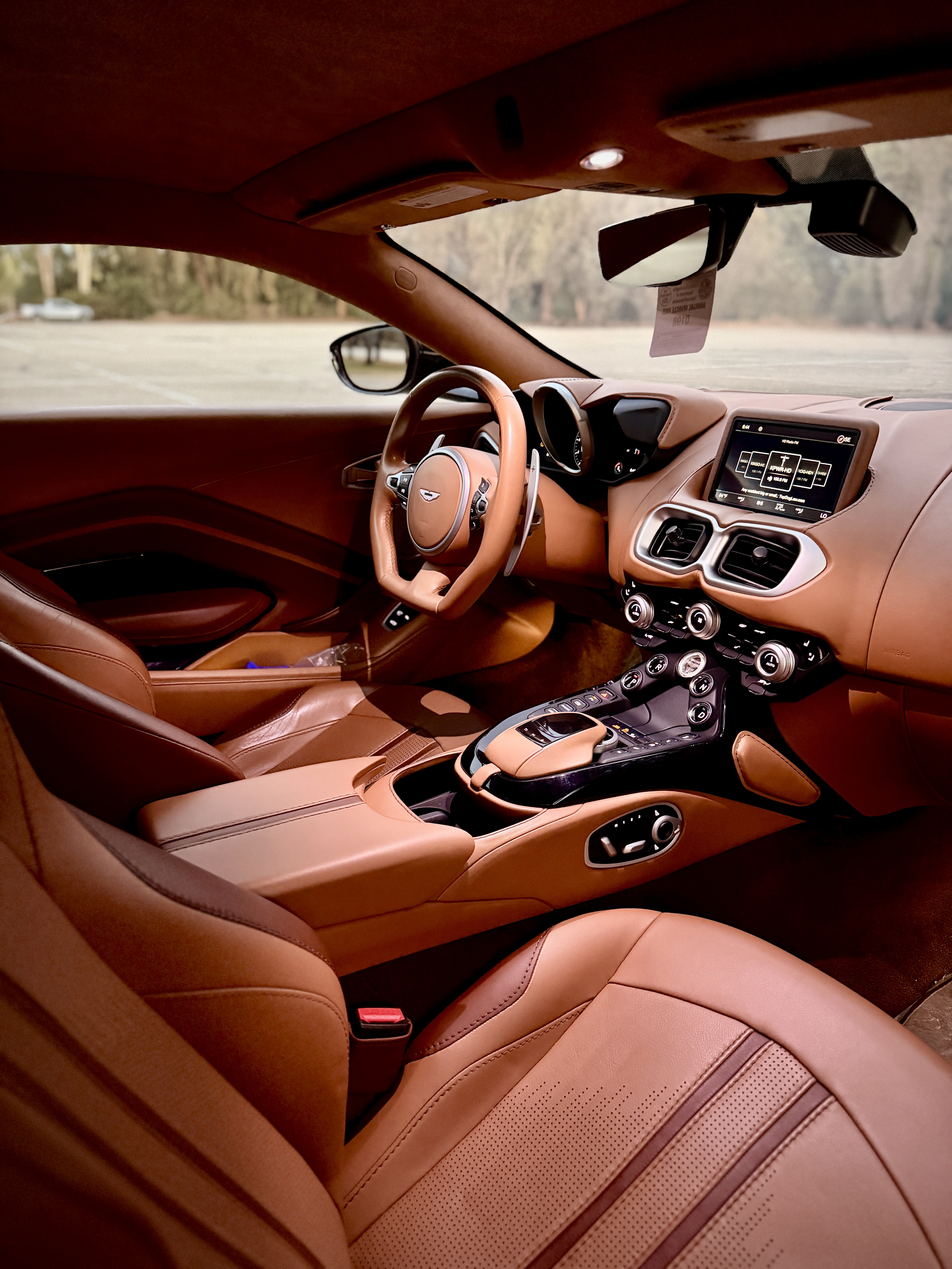 Used 2019 Aston Martin V8 Vantage Coupe RWD image 10