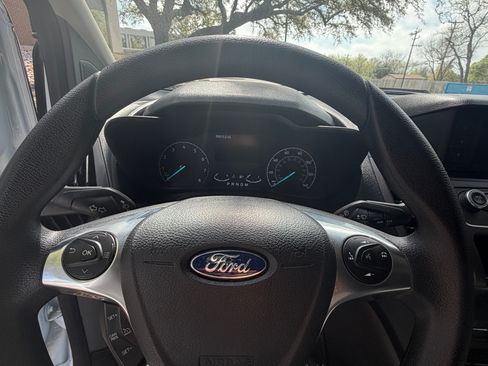 Used 2020 Ford Transit Connect XL image 6