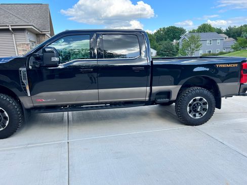 Used 2023 Ford F250 King Ranch w/ Tremor Off-Road Package AWD/4WD image 1