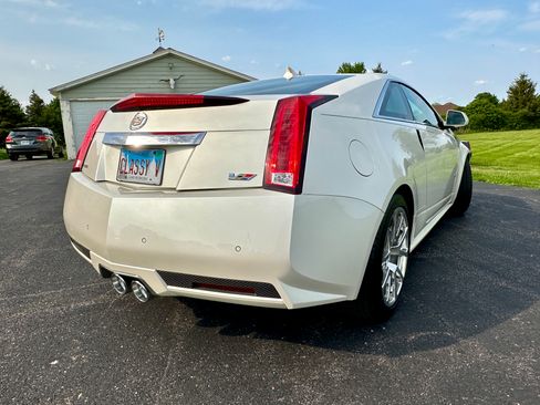 Used 2011 Cadillac CTS V w/ Wood Trim Package image 4