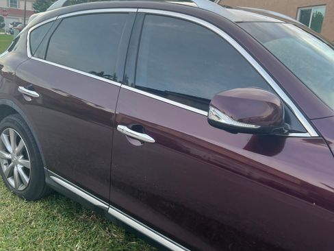 Used 2016 INFINITI QX50 2WD w/ Premium Plus Package image 4