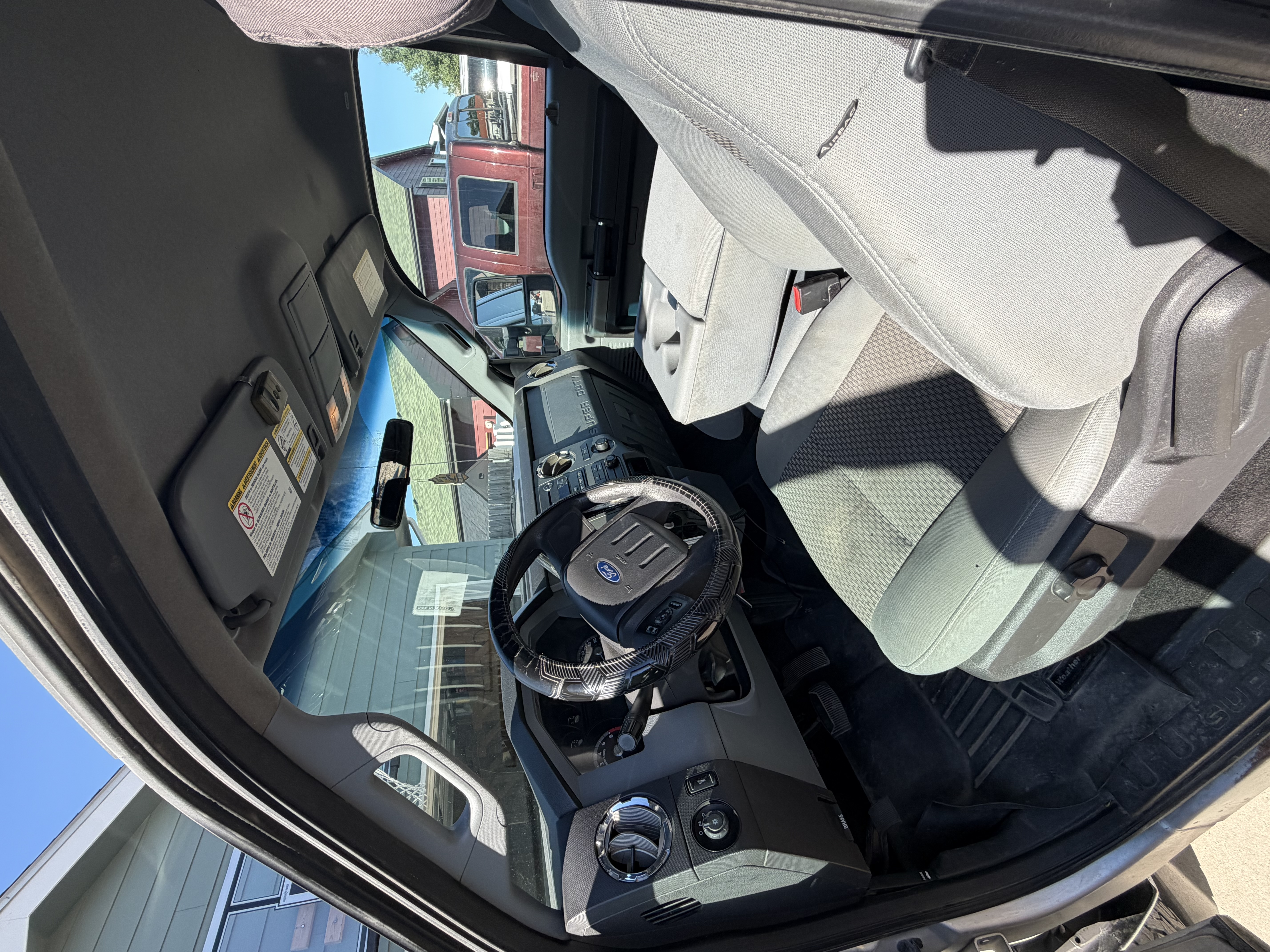 Used 2011 Ford F250 XLT AWD/4WD image 6