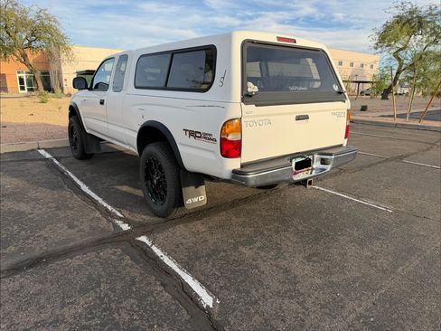 Used 2000 Toyota Tacoma 4x4 Xtracab V6 image 9
