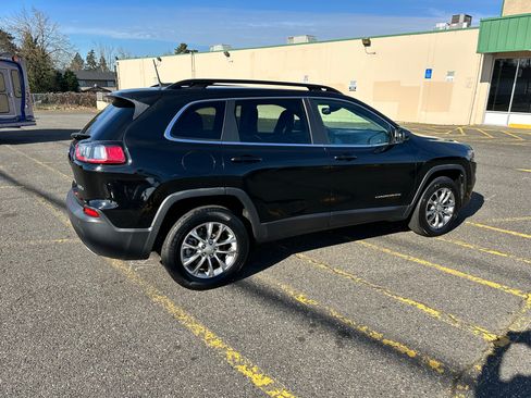 Used 2022 Jeep Cherokee Latitude Lux w/ Sun & Sound Group image 6