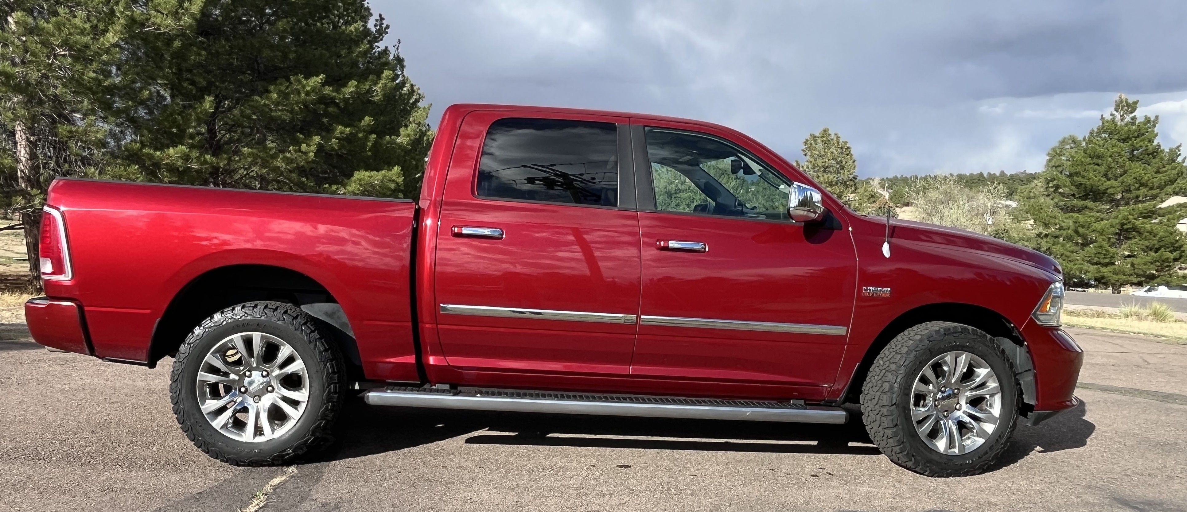 Used 2013 RAM 1500 Limited AWD/4WD image 2