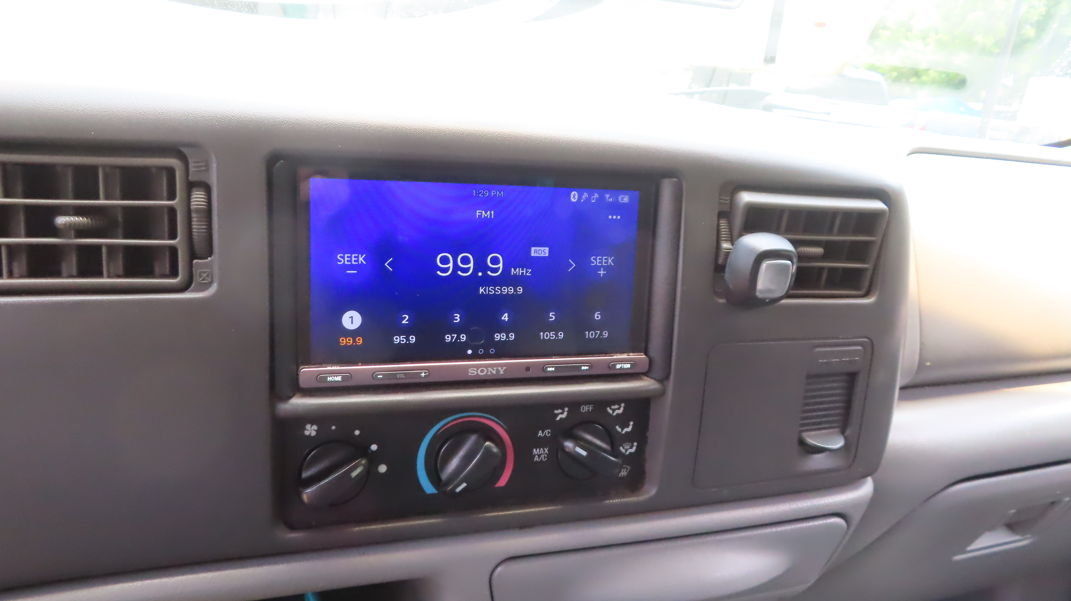 Used 2003 Ford F350 XL RWD image 9