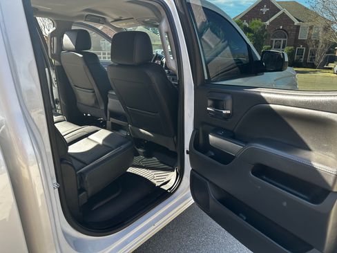 Used 2017 Chevrolet Silverado 1500 LT w/ Texas Edition image 15