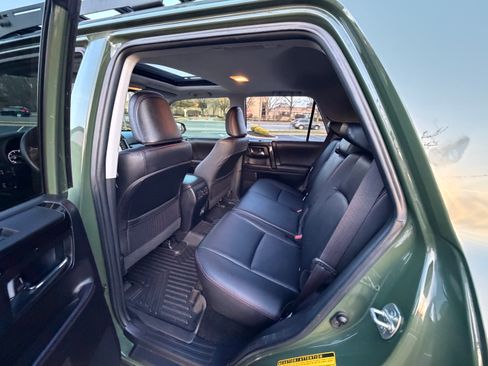 Used 2022 Toyota 4Runner TRD Off-Road Premium image 13