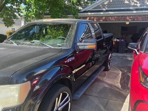 Used 2010 Ford F150 XL image 4