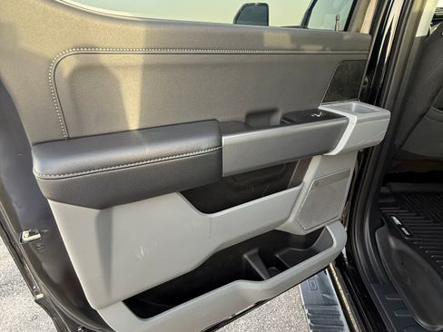 Used 2023 Ford F250 XLT w/ XLT Premium Package AWD/4WD image 19