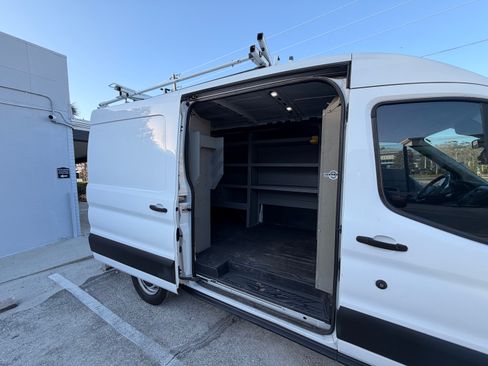 Used 2019 Ford Transit 150 130 Medium Roof image 5